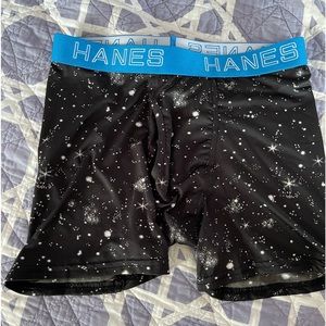 Men’s Small Hanes boxer brief. It is a boys XL but is a 30 inch waist